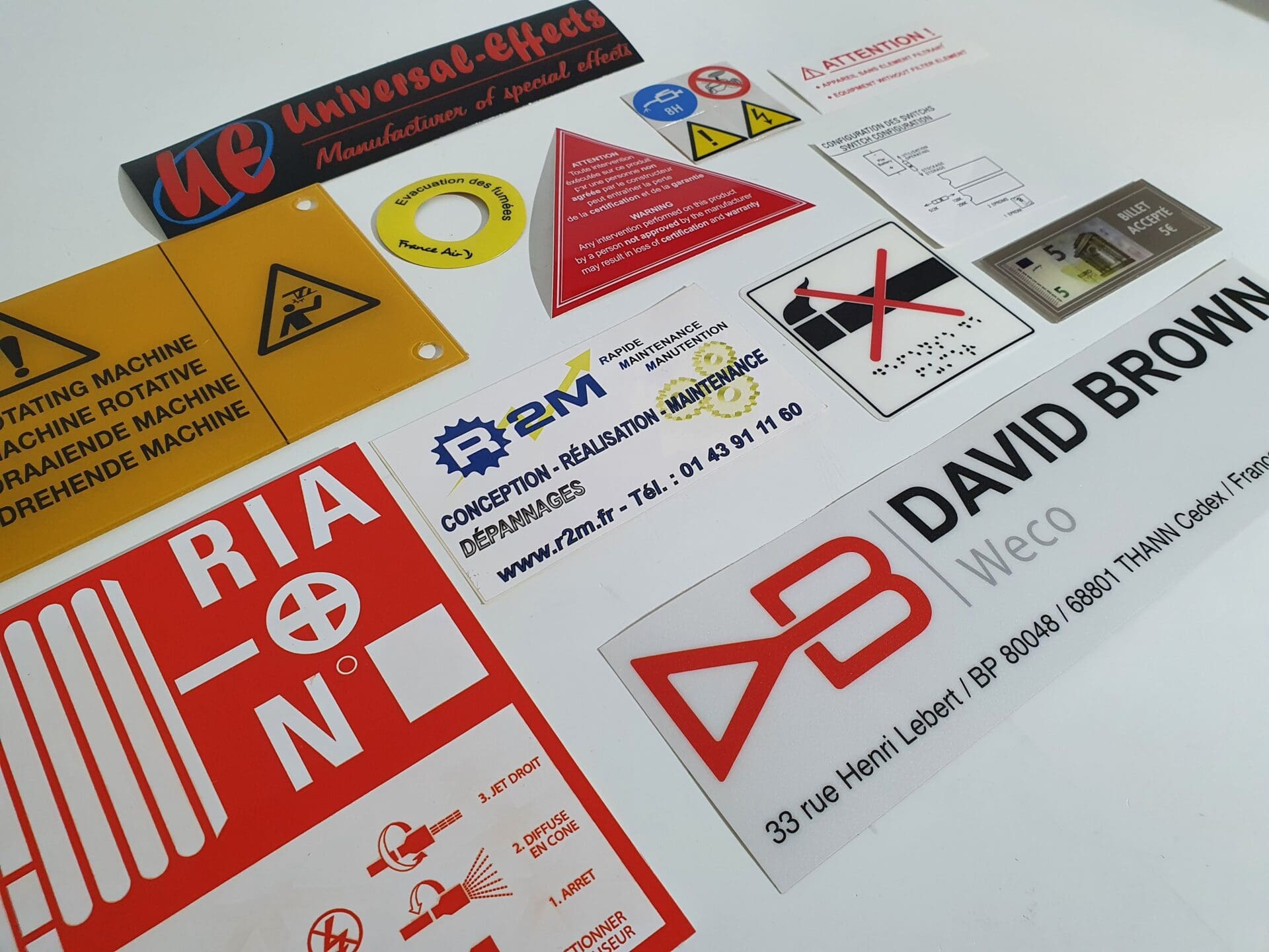 ETIQUETTES PLASTIQUES