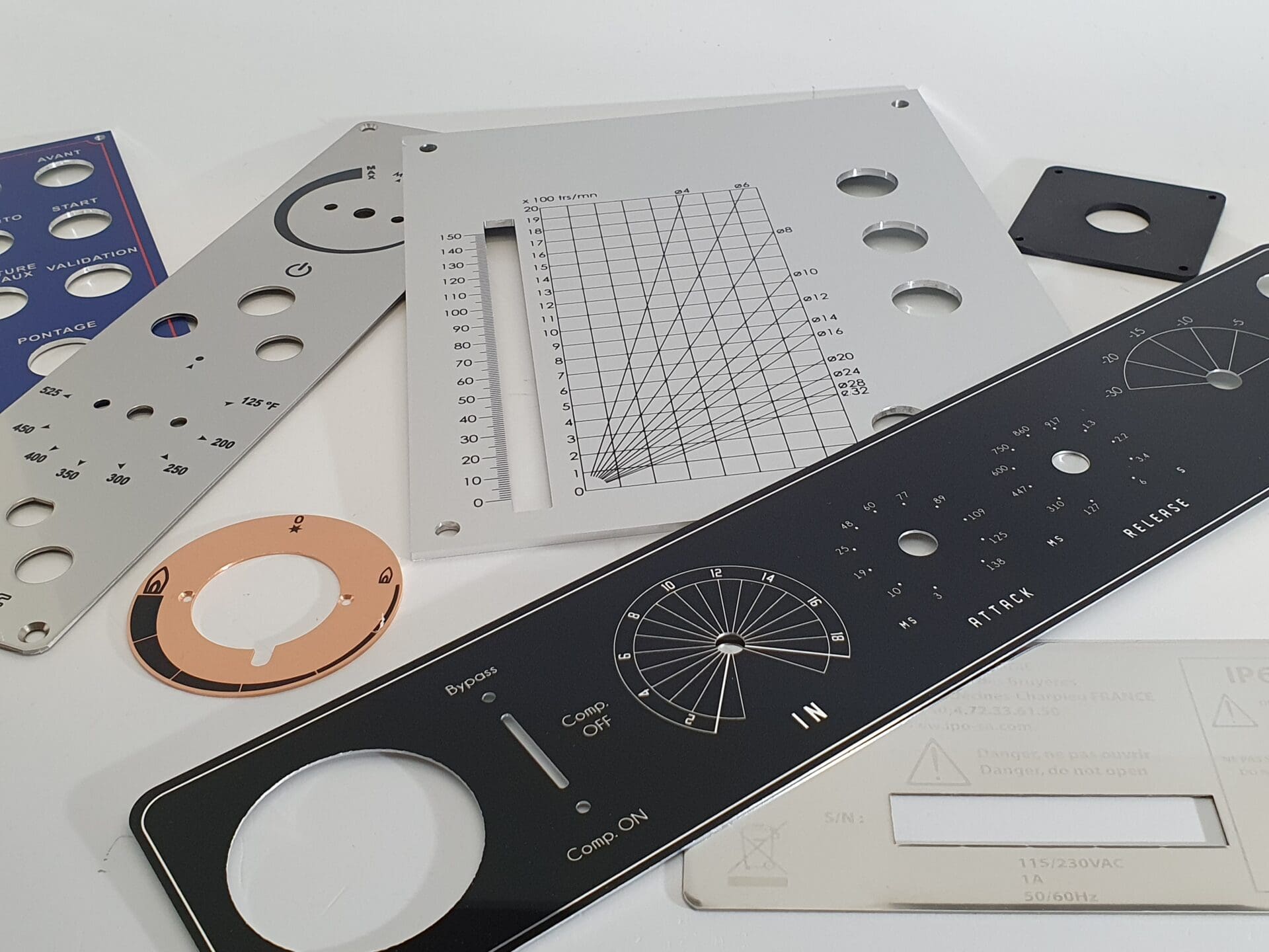 FACES AVANT METALLIQUE