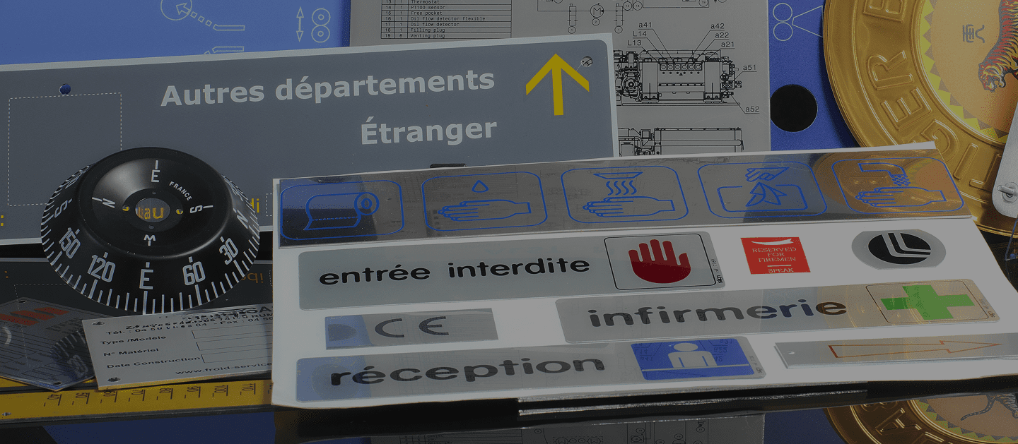 Plaques métal et plastique